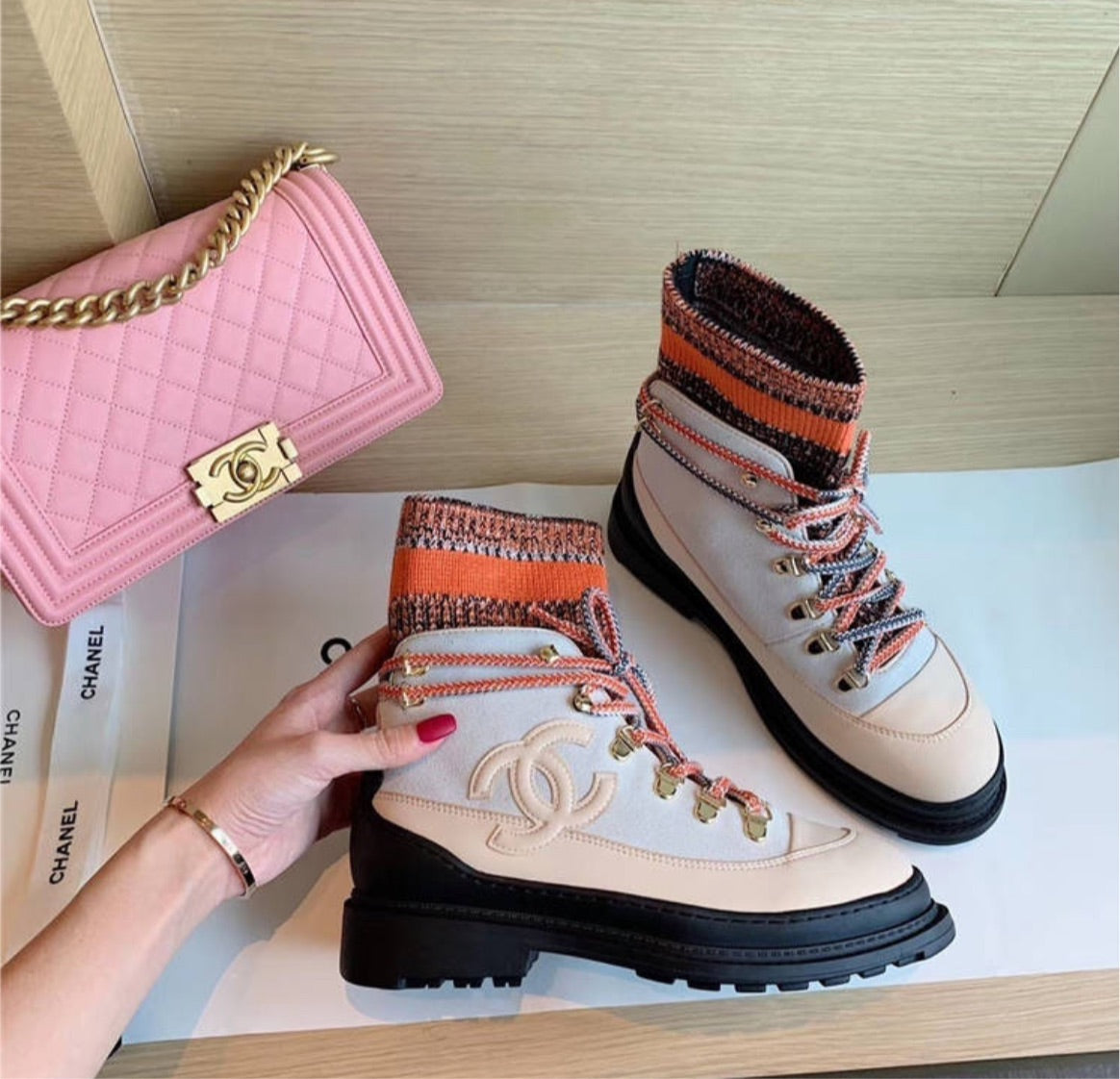 Woman Chanel boots