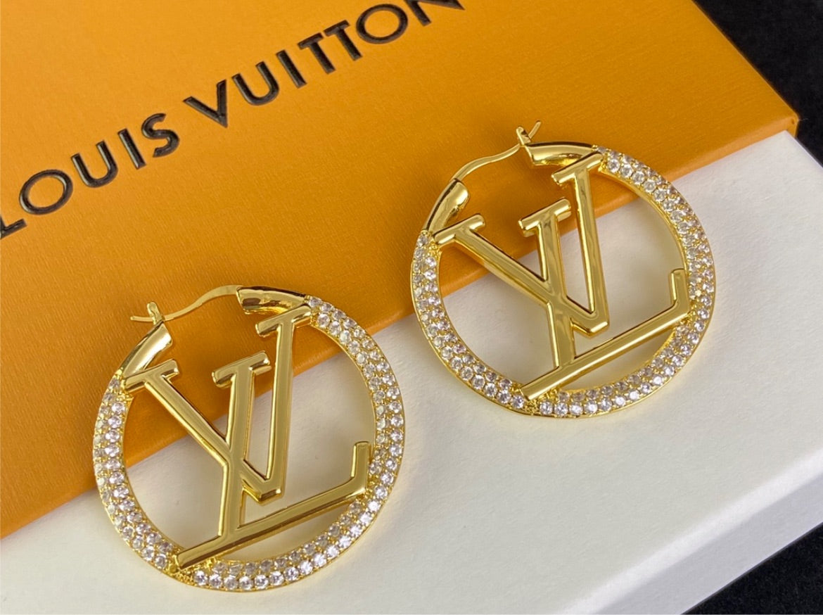 New LV woman hoop earring