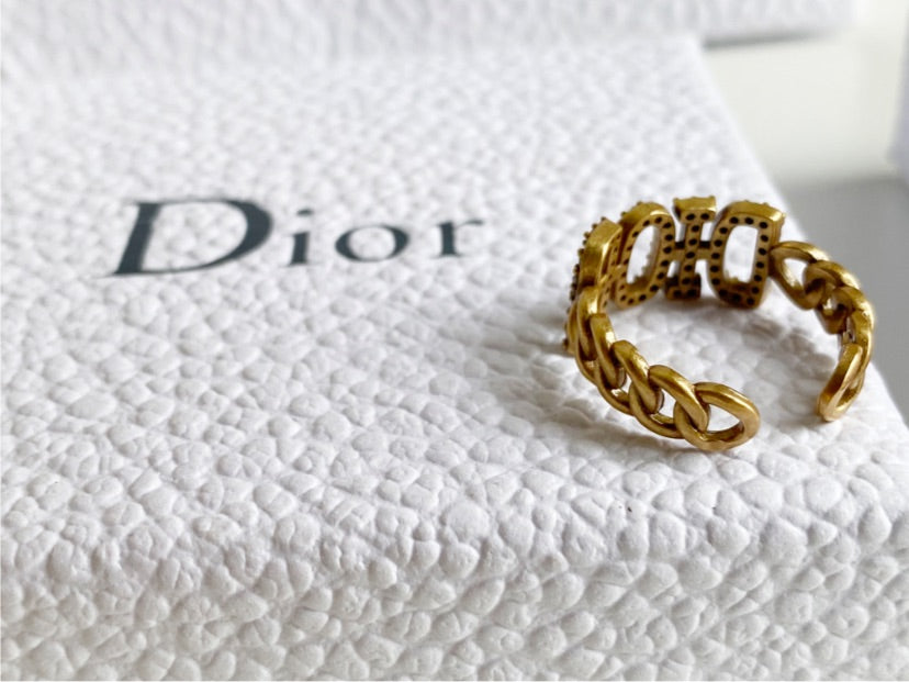 Dior woman gold plate ring