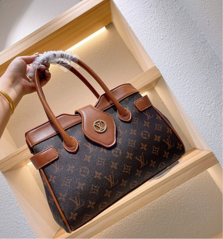 LV woman shoulder handbag