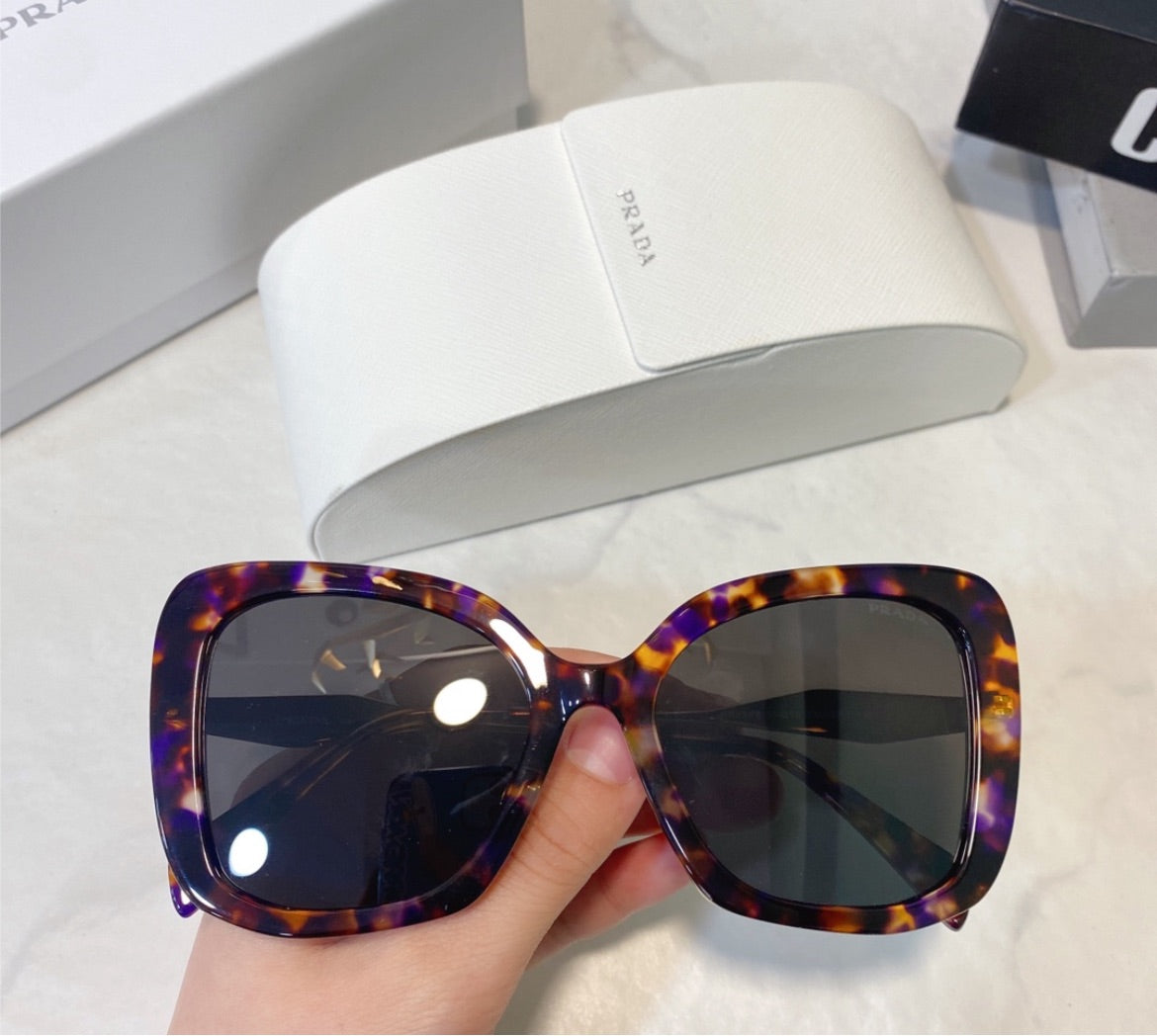 New Prada woman shades