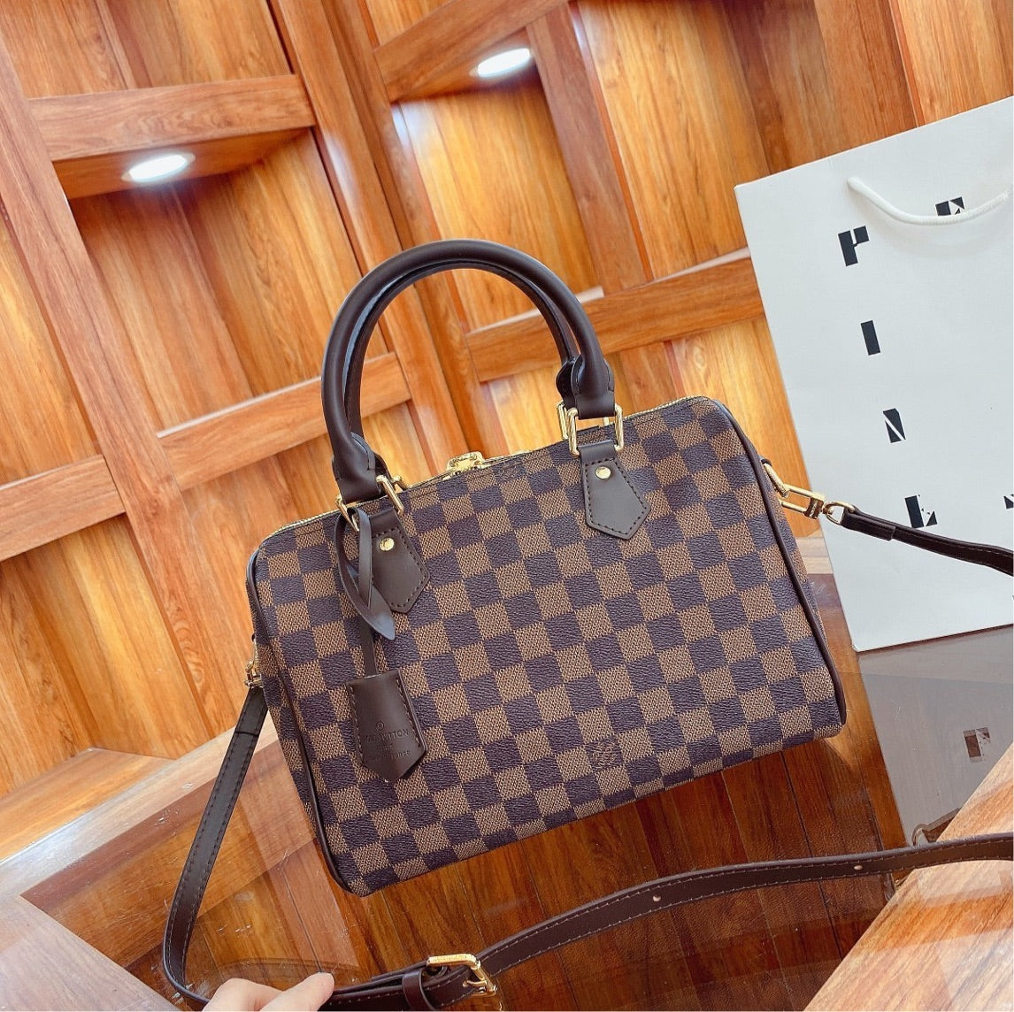 Leather LV woman shoulder handbag