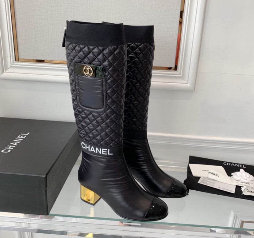 Chanel woman Boots