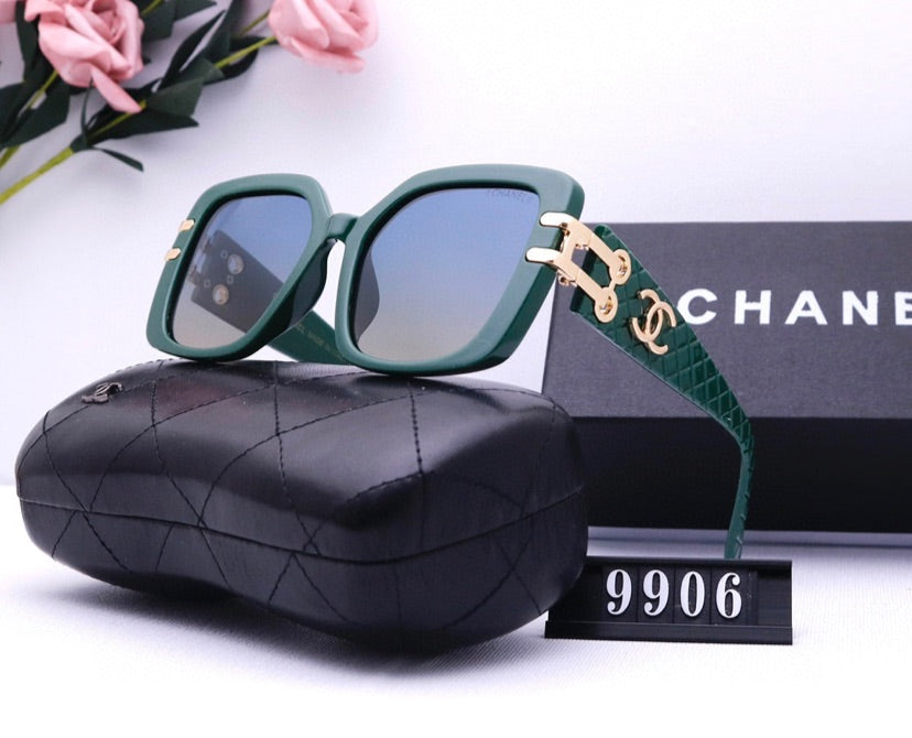 New Chanel woman sunglasses