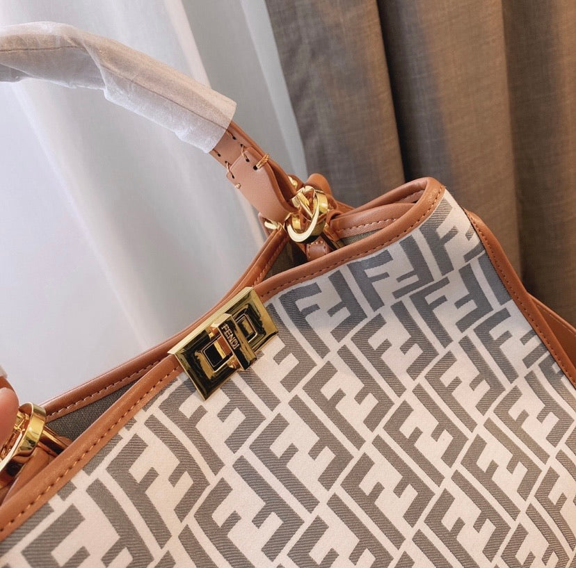 Fendi ladies shoulder handbag