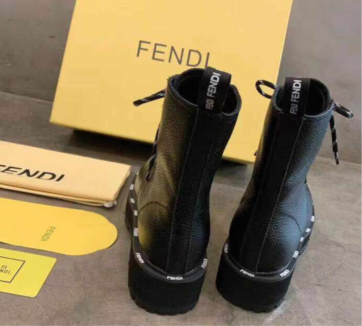 Fendi new woman Boots