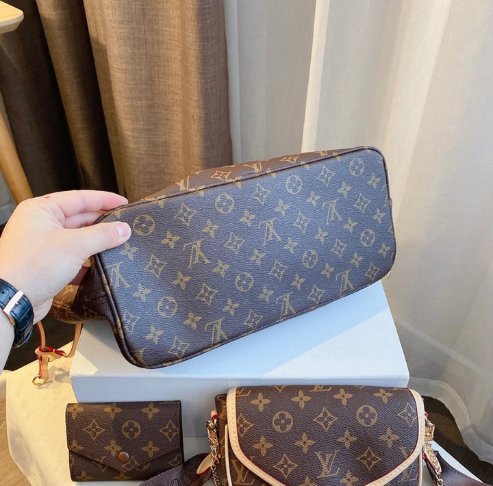 SALE ! 🚨LV neverfill handbag 4 piece set