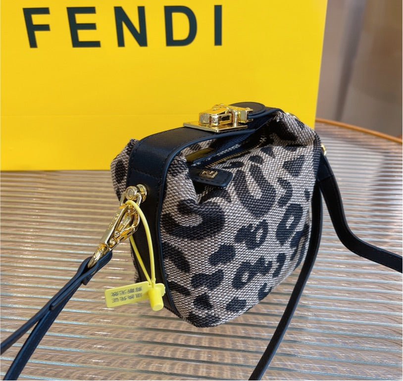Fendi cute Crossbody Bags