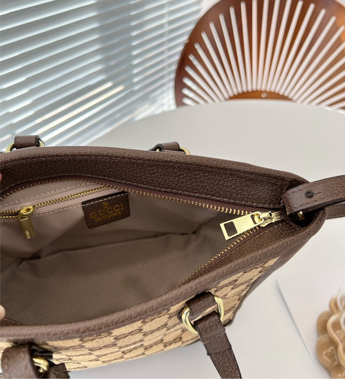 New leather Gucci woman shoulder bag