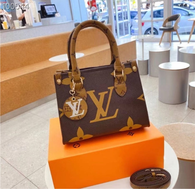 SALE 🚨LV woman shoulder Handbag