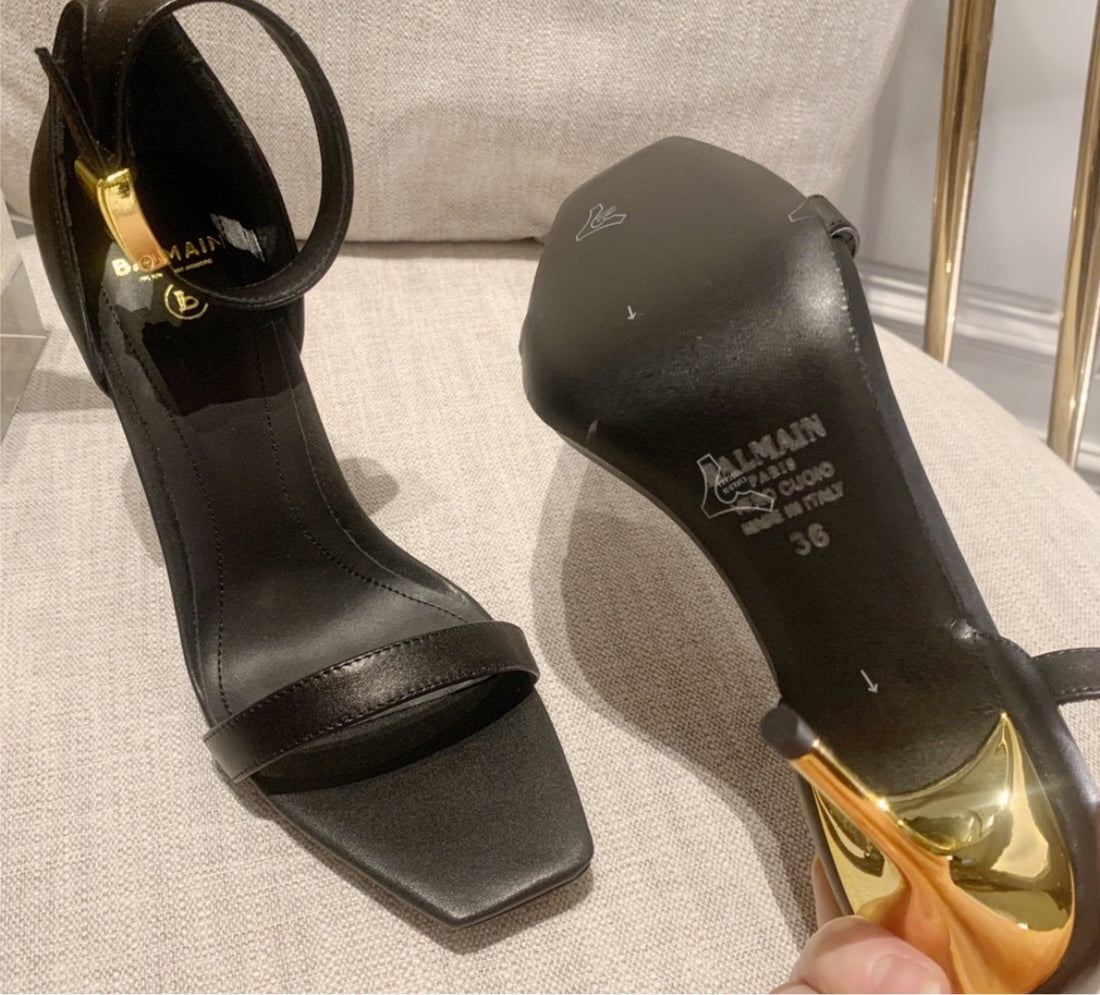 Suede Balmain woman heels