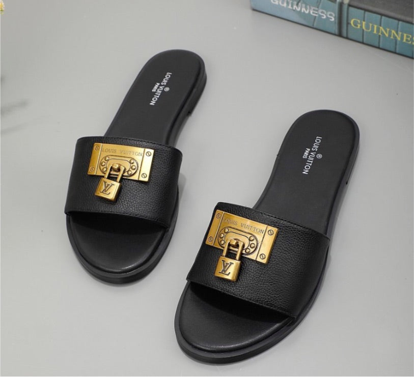 New LV woman sandals