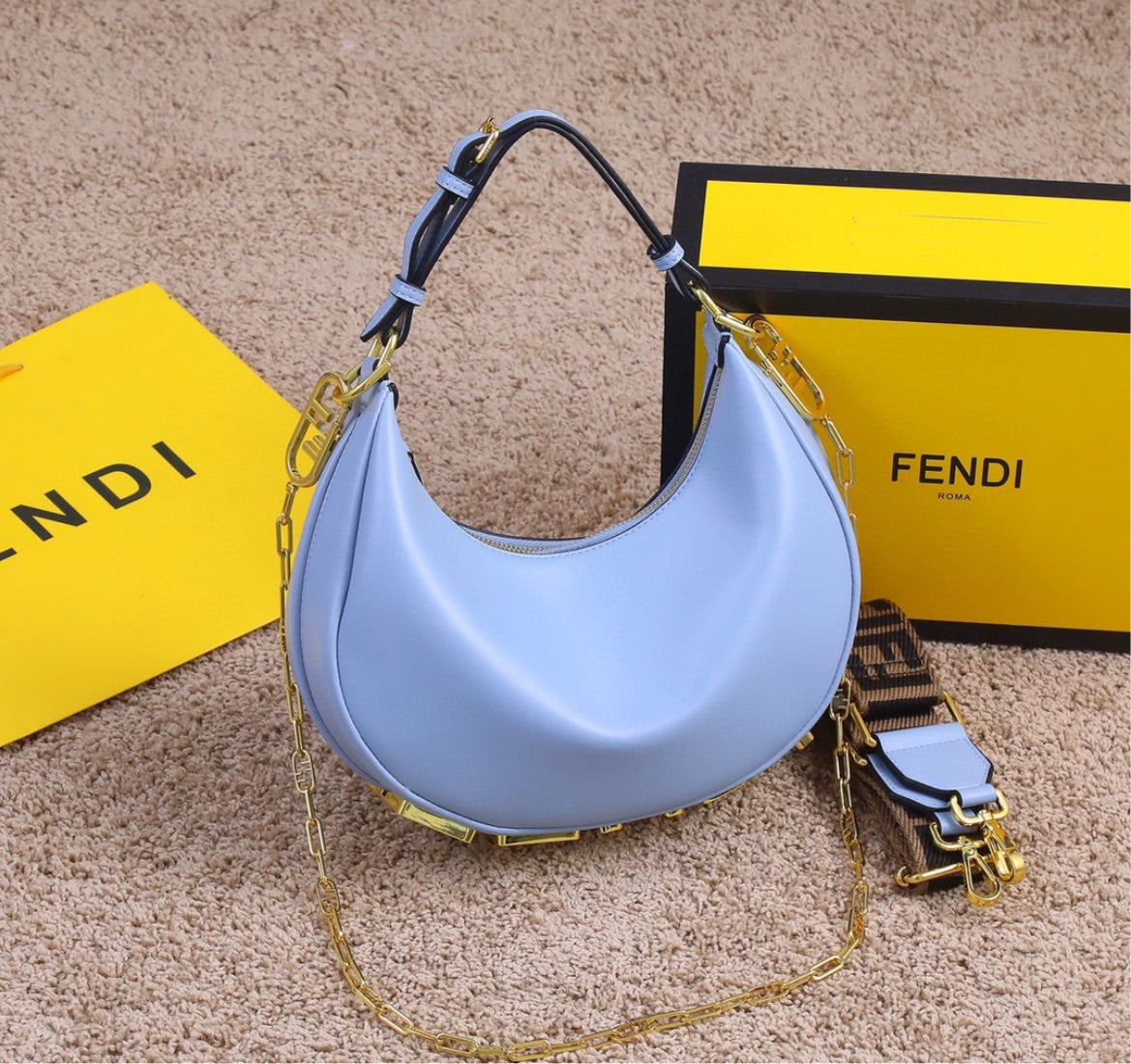 New Woman Fendi shoulder handbag