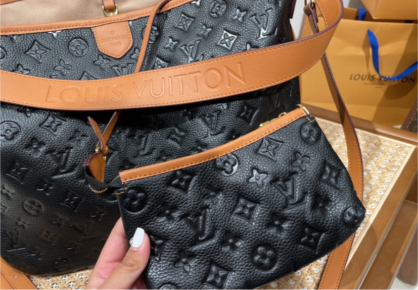 New LV large shoulder bag