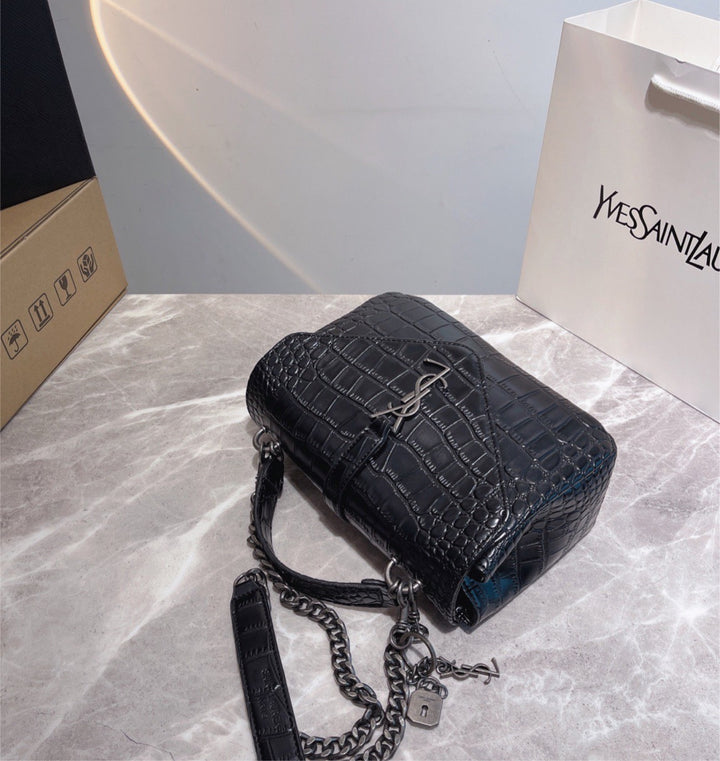 Black new woman YSL shoulder handbag