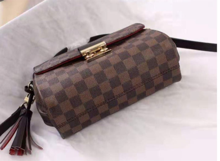 SALE !!! Leather woman handbags on sale