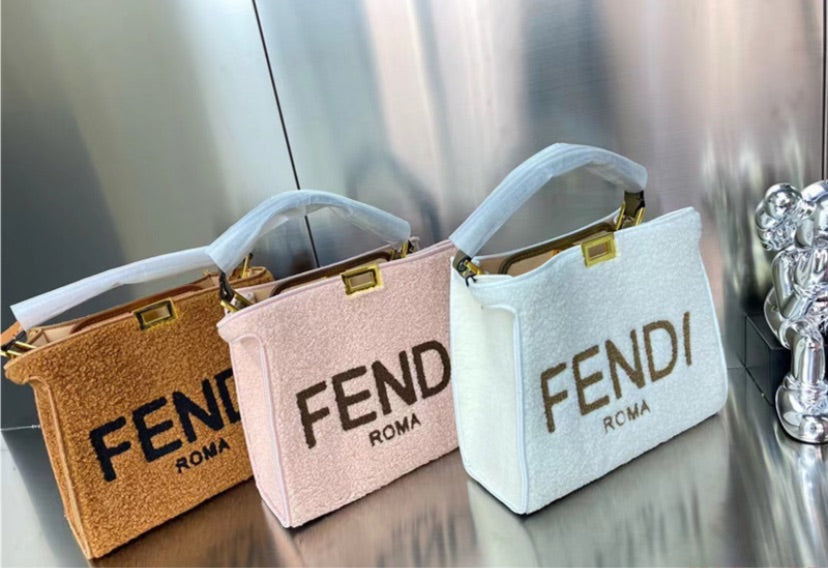 Large Fendi woman Handbag