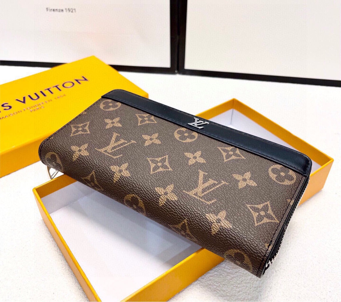 New LV woman wallet
