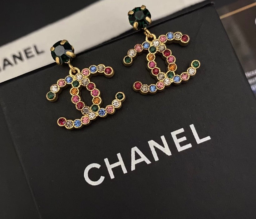 Chanel ladies earrings