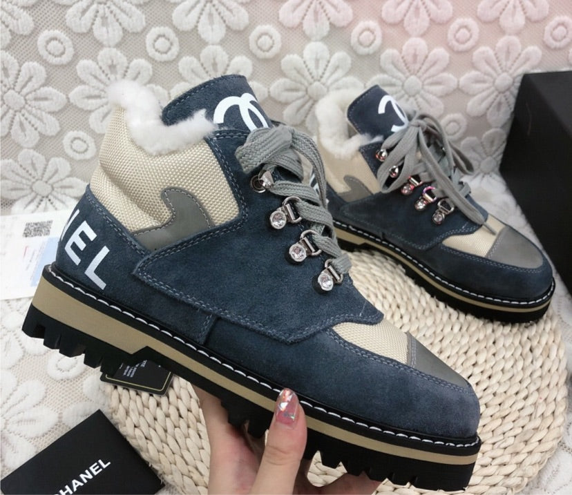 Chanel woman boots