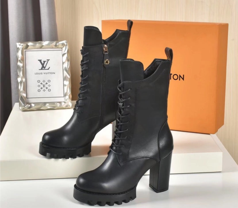 LV woman Boots