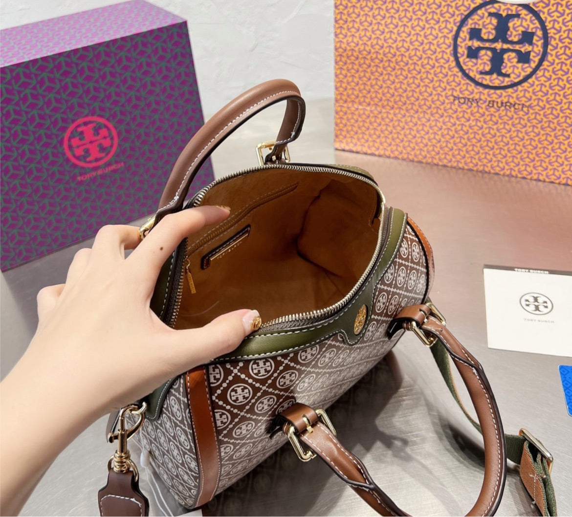 New Tory Burch woman shoulder handbag