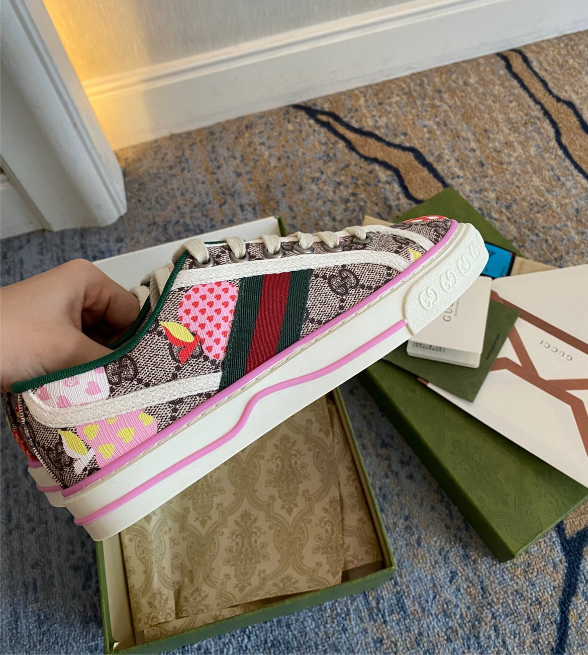 New Woman Gucci low sneakers