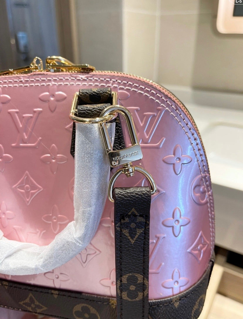 LV ladies shoulder handbag