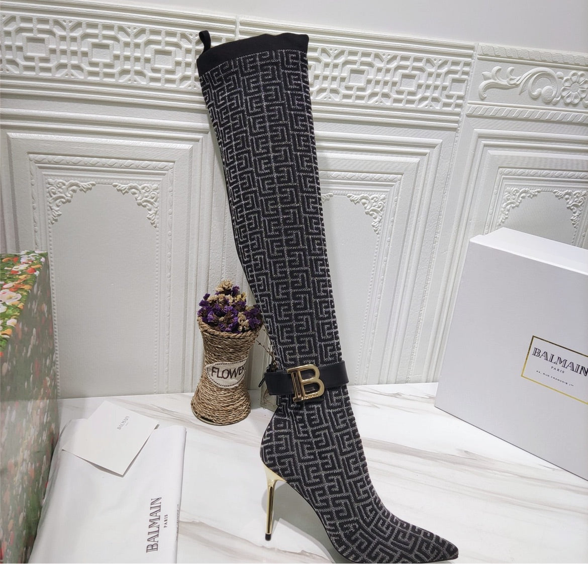 New 2022 Balmain woman boots