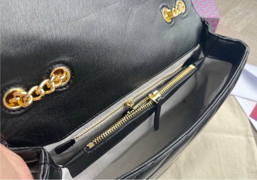 Black leather Tory Burch woman handbag
