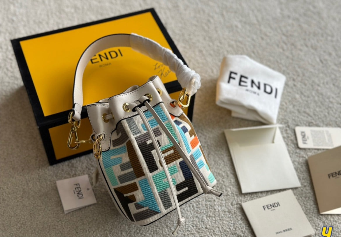 New Fendi woman Hand/shoulder bag