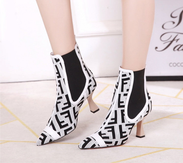 Black/white Fendi woman boots