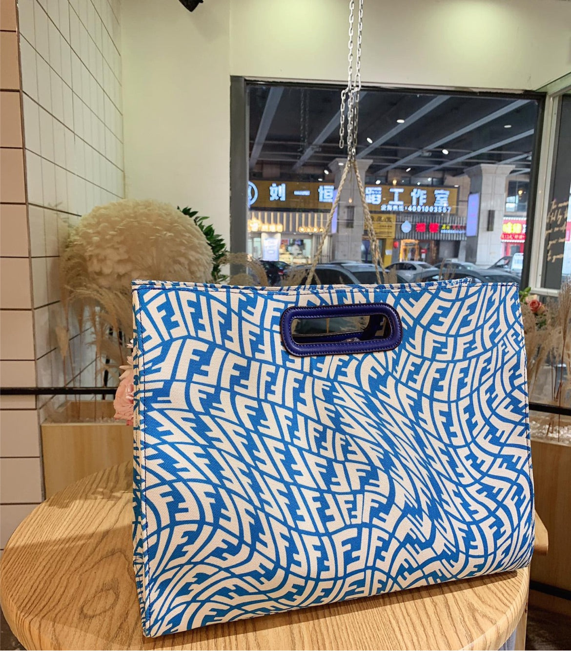 Woman new Fendi Handbag