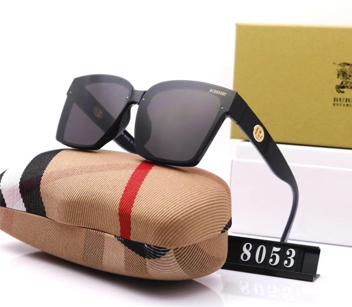 New Burberry Woman eyewear