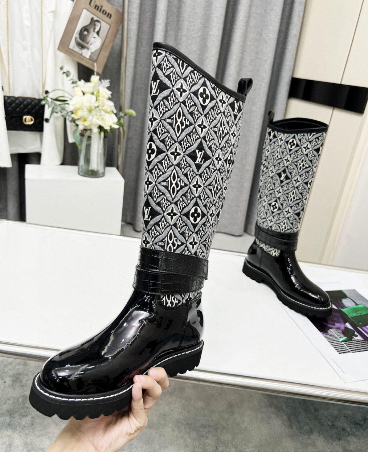 LV new woman boots