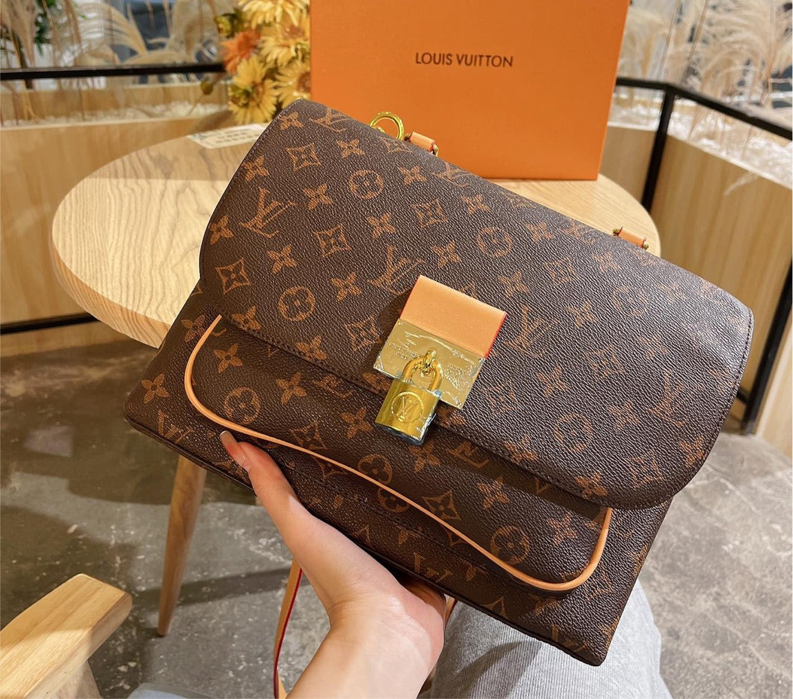 Leather Louis Vuitton woman handbag