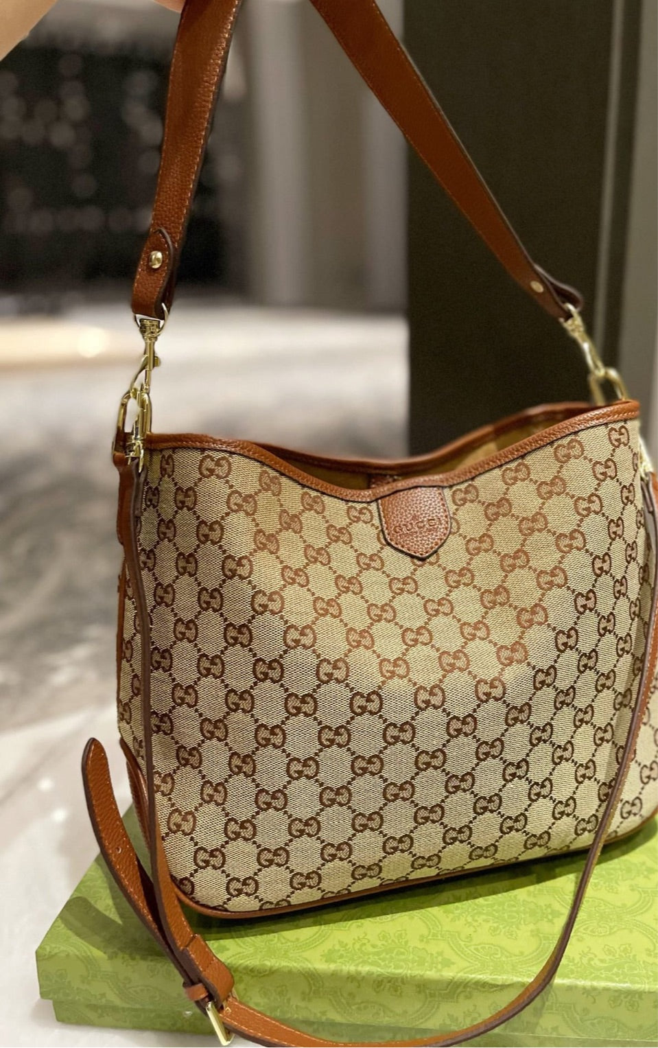 New Gucci woman shoulder handbag