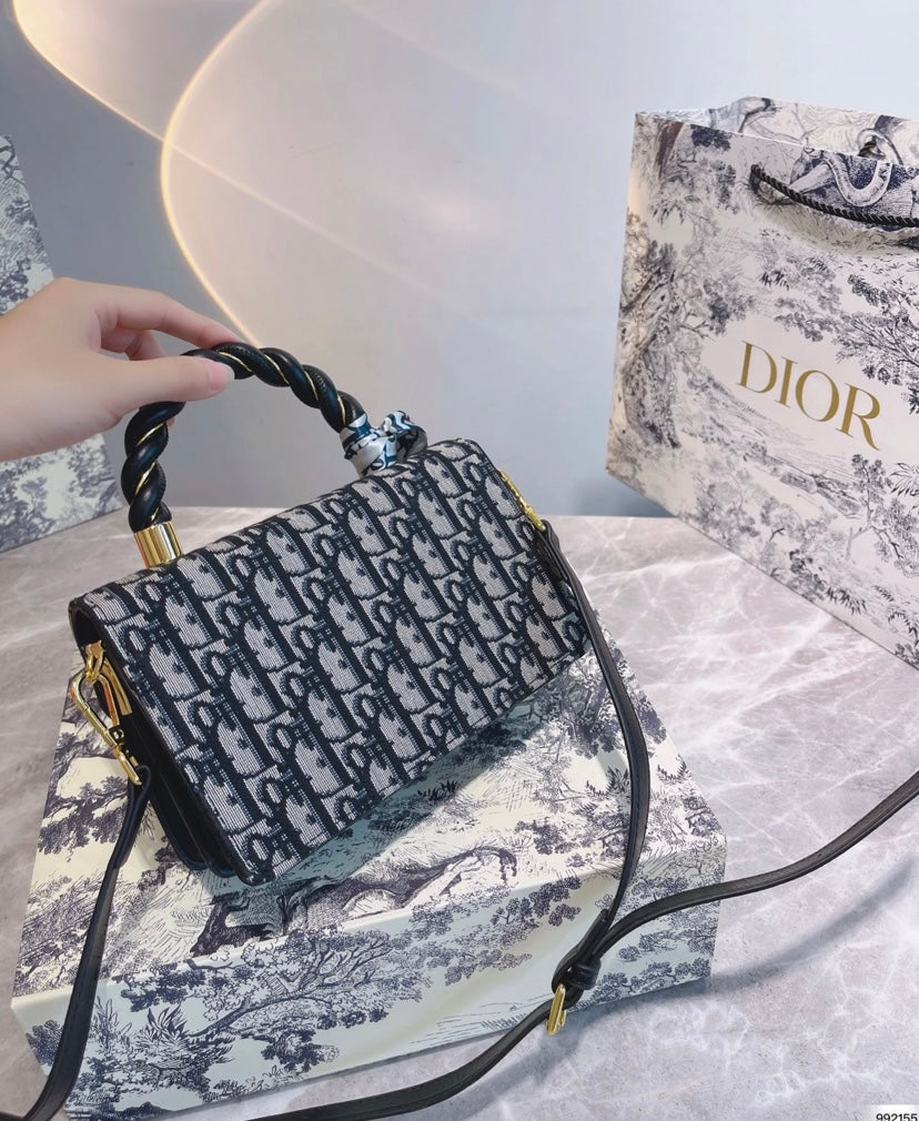 Dior ladies shoulder handbag