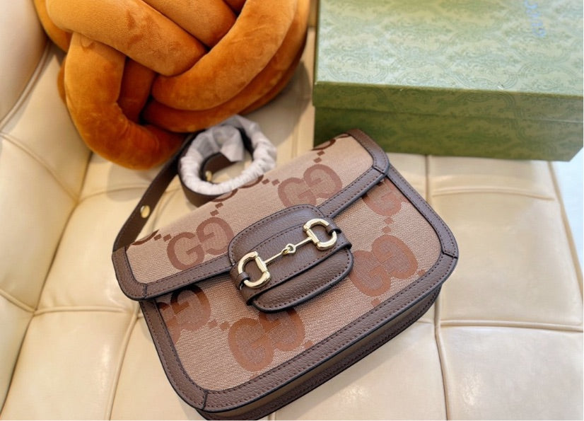 Gucci woman crossbody handbag