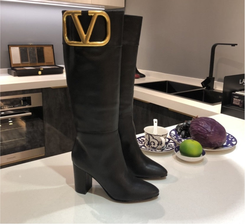 Black LV woman boots