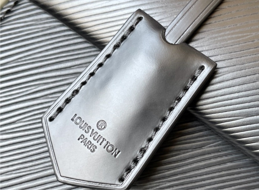 Black LV woman shoulder handbag