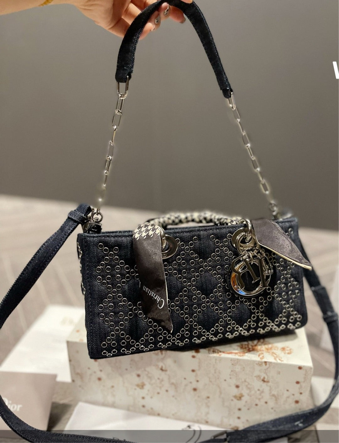 New woman Dior 2022 shoulder handbag