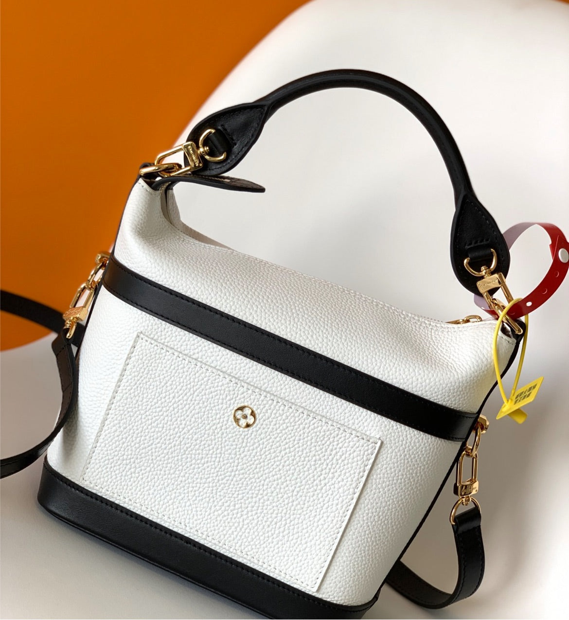 New leather woman LV shoulder handbag