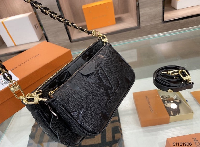 LV 2 pocket woman Black Handbag