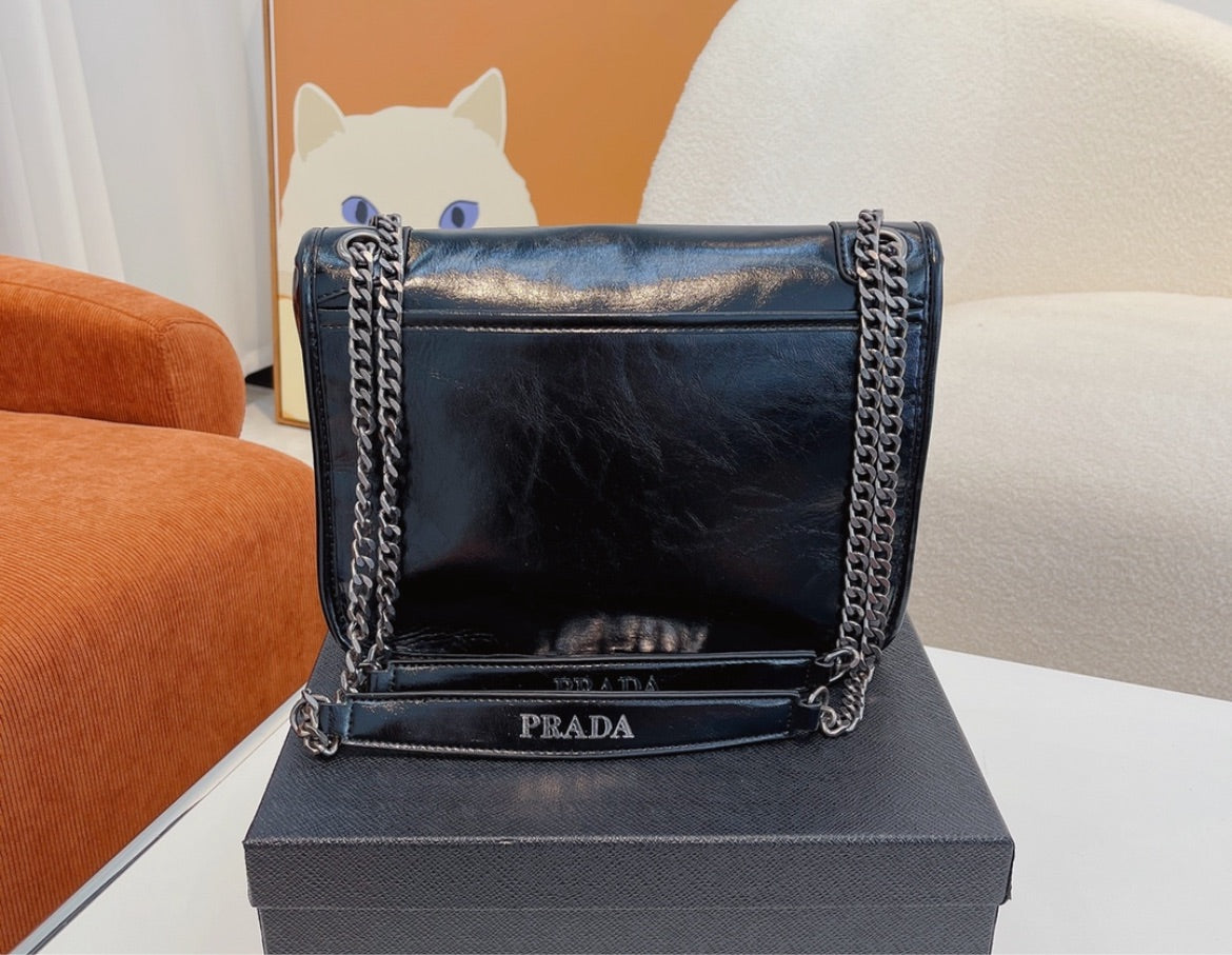 Prada woman shoulder bag