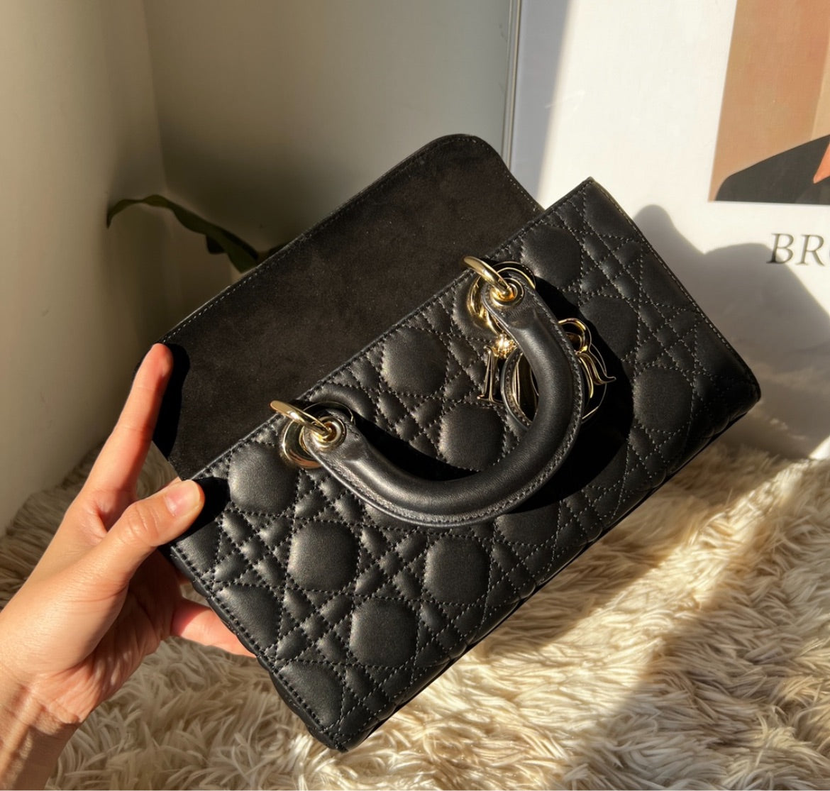 Black dior woman handbag