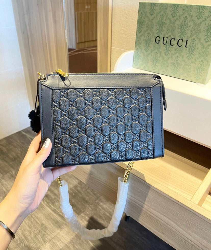 Black Gucci crossbody /shoulder handbag