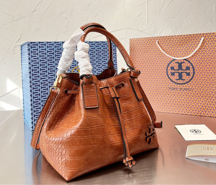 New Tory Burch woman bag
