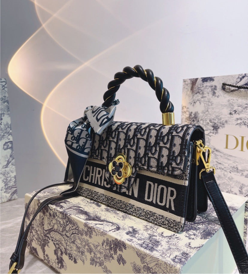 Dior ladies shoulder handbag