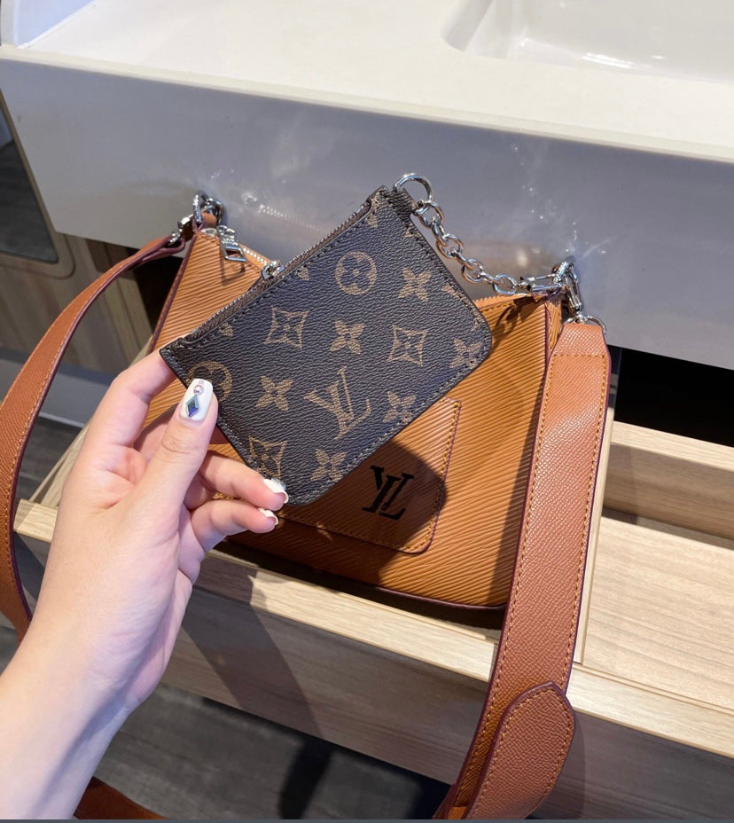 BLOW OUT SALE !!! Louis Vuitton leather woman handbag